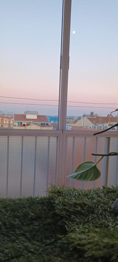 Apartamento Entero De Tres Habitaciones, Cerca De La Playa! Acogedor, Luminoso Y Tranquilo Malgrat de Mar Exterior photo